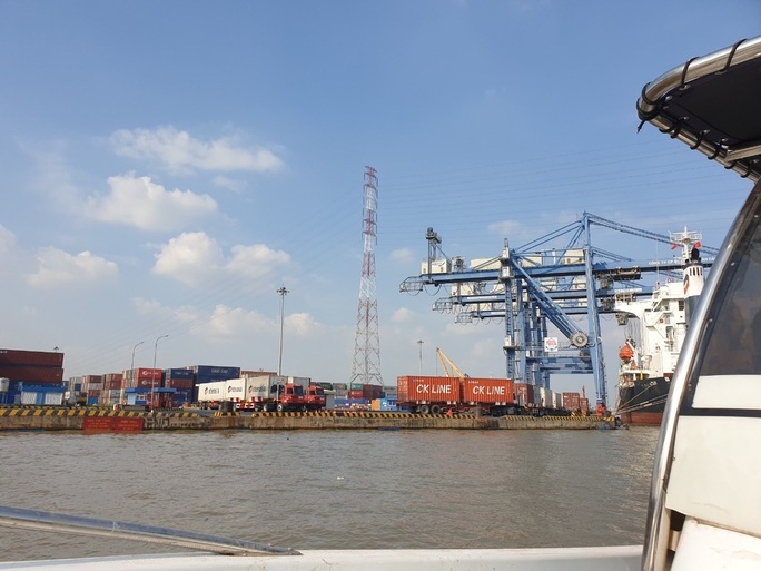 TP HCM nói về thu phí hạ tầng cảng biển