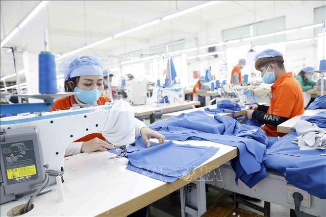 Mục tiêu tăng trưởng kinh tế 6% đến 6,5% là thách thức rất lớn