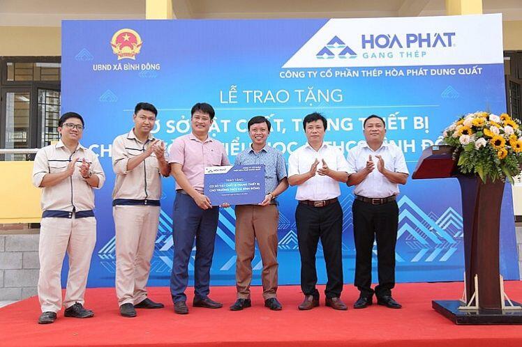 Hòa Phát Dung Quất tài trợ hơn 5 tỷ đồng nâng cấp trường học và trạm y tế tỉnh Quảng Ngãi
