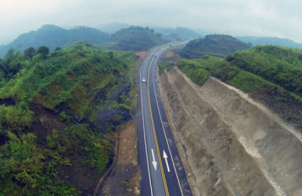 VEC xin mở rộng cao tốc Yên Bái - Lào Cai dù chây ì sửa chữa cao tốc Đà Nẵng - Quảng Ngãi