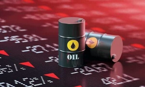 Thị trường dầu thô đang mắc kẹt trong một 'cơn bão hoàn hảo'
