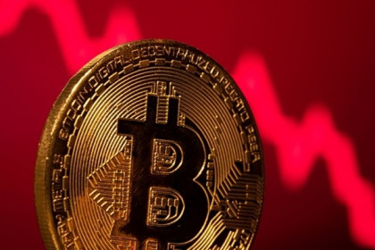 Bitcoin có thời điểm rơi xuống dưới 18.000 USD