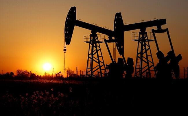 Giá xăng dầu hôm nay 22/6: Chuyên gia vẫn dự báo xu hướng tăng giá mạnh