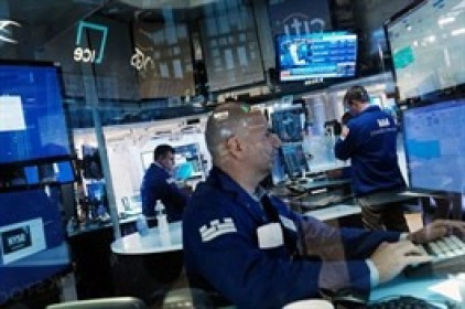 Chứng khoán Mỹ trở lại mạnh mẽ, Dow Jones vọt 600 điểm