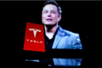 Elon Musk sợ Tesla phá sản