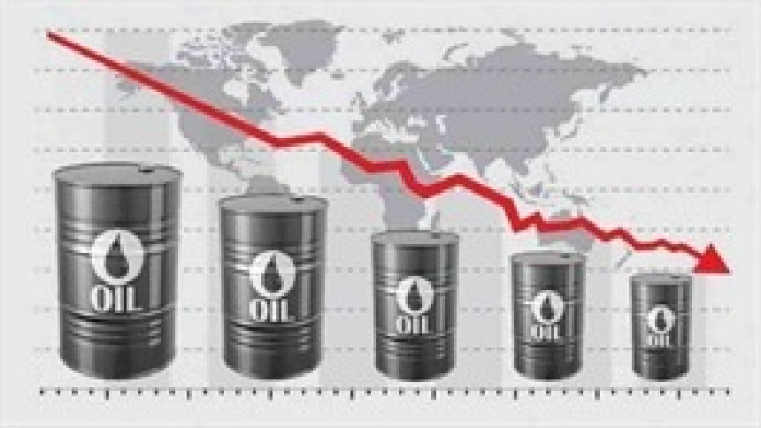 Nỗi lo suy thoái đẩy giá dầu Brent giảm hơn 10%, dầu WTI thủng mốc 100 USD/thùng