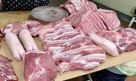 Thịt lợn tăng 'nóng' tới 10 giá, tiểu thương đóng quầy nghỉ bán