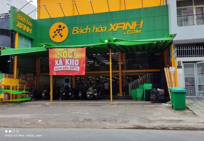 Hàng trăm cửa hàng Bách Hóa Xanh đóng cửa trả mặt bằng