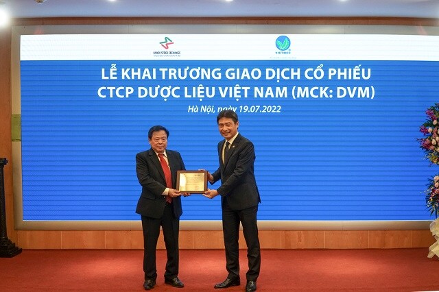Dược liệu Việt Nam (DVM) chính thức niêm yết 35.65 triệu cổ phiếu trên HNX