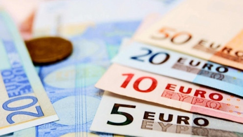 Lần đầu tiên trong 11 năm, ECB tăng lãi suất, cuộc chiến chống lạm phát của châu Âu bắt đầu