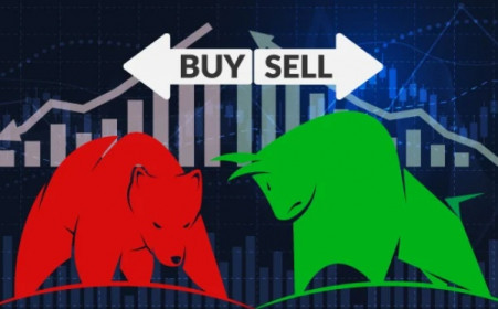 Sắc đỏ áp đảo, VN-Index giảm gần 8 điểm