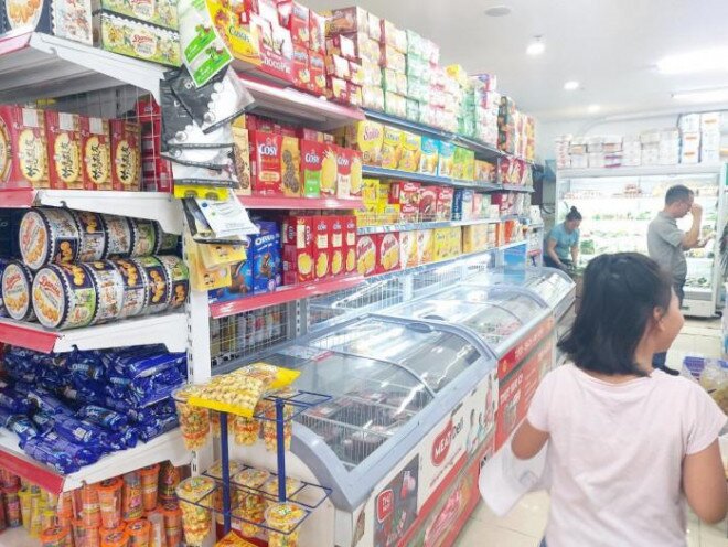 Giá xăng dầu giảm sâu: "Chợ sớm giảm sung”, dân bớt mệt!