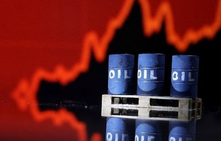 Mỹ xả kho dự trữ, giá dầu giảm
