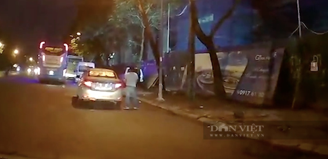Xe Limousine "trá hình" bùng nổ tại Hà Nội và "bí kíp" qua mặt cơ quan chức năng