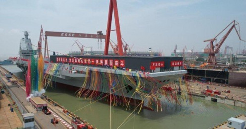 Mỹ - Trung Quốc cạnh tranh về tàu sân bay