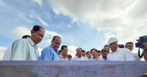 Phó Thủ tướng Lê Văn Thành khảo sát tuyến cao tốc hơn 40.000 tỉ đồng ở miền Tây