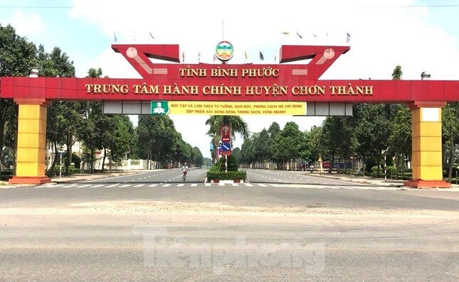 Chủ tịch tỉnh Bình Phước chỉ đạo xử nghiêm tình trạng tự ý mở đường, phân lô