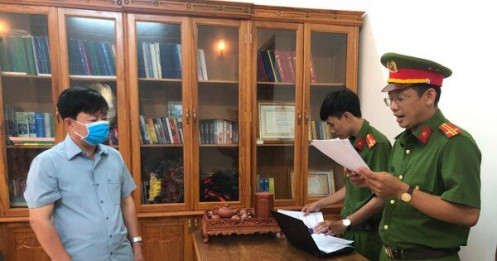 Bắt tạm giam Giám đốc CDC Cà Mau liên quan đến Cty Việt Á