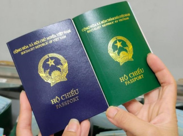 Tây Ban Nha tạm dừng cấp visa với hộ chiếu mẫu mới của Việt Nam