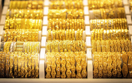 Giá vàng châu Á gần mức cao nhất của ba tuần