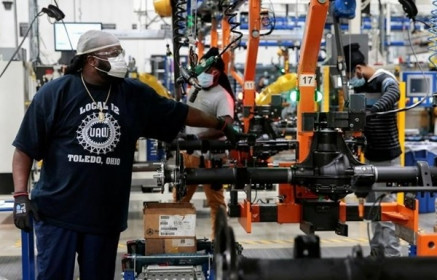 Lĩnh vực sản xuất của Mỹ tăng trưởng chậm nhất hai năm