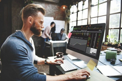 Khối ngoại tiếp tục mua ròng hơn 100 tỷ đồng trong phiên 12/8, HPG là tâm điểm
