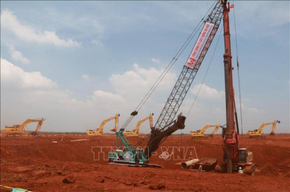 Sắp hoàn thành đóng cọc nhà ga hành khách tại sân bay Long Thành