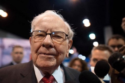 Warren Buffett nghĩ gì về tiết kiệm?