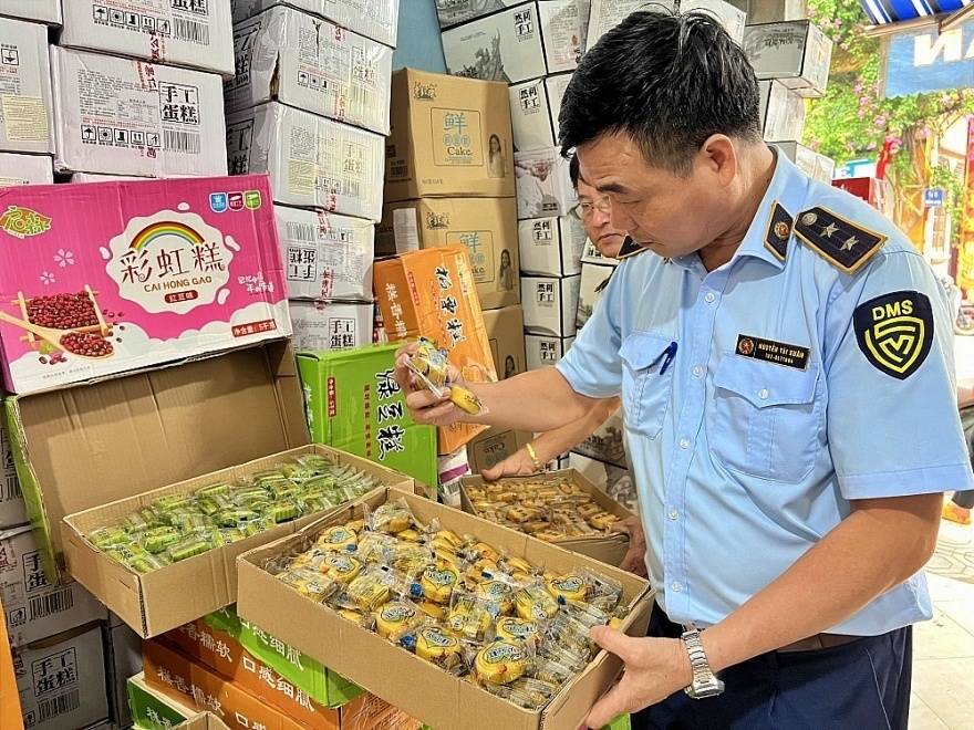 Hà Nội: Tiếp tục thu giữ gần 11.000 bánh trung thu không rõ nguồn gốc