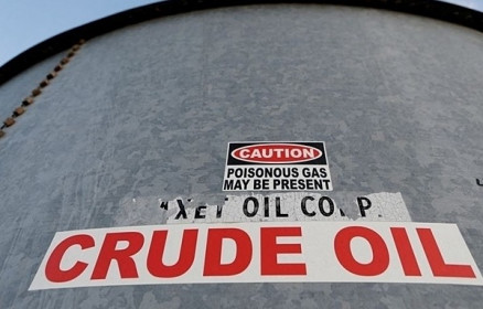 Xuất khẩu dầu thô của Mỹ cao kỷ lục, giá dầu đi lên