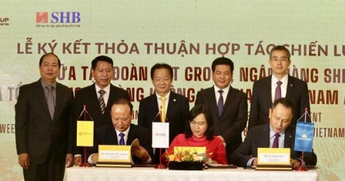 'Bầu' Hiển bắt tay hợp tác với Vietnam Airlines và Tổng Công ty Đường sắt