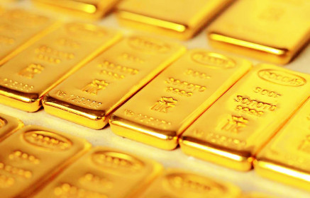 Giá vàng thế giới chứng kiến chuỗi ngày giảm dài nhất kể từ tháng 11/2021