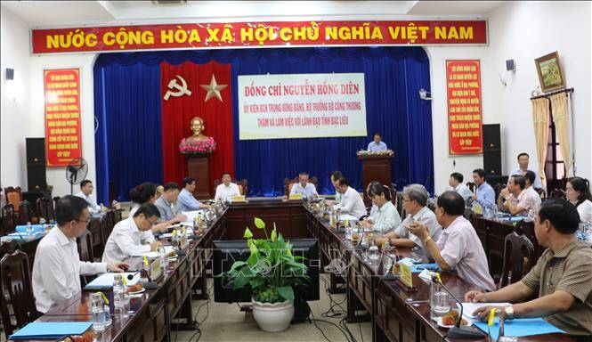 Bộ trưởng Nguyễn Hồng Diên: Năng lượng sạch là xu hướng phát triển cho Bạc Liêu
