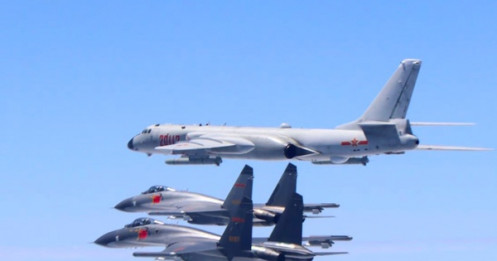 Trung Quốc điều máy bay ném bom tuần tra thường xuyên gần Đài Loan của nước này