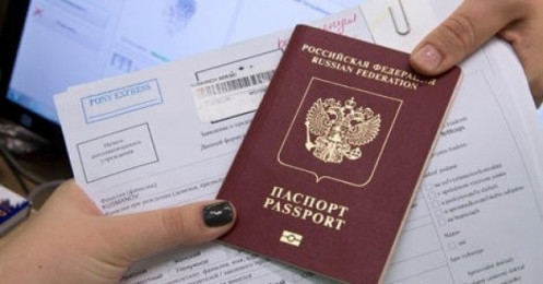 Mỹ nói không cần thiết cấm vận thị thực công dân Nga