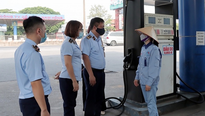 Giám sát hàng loạt cửa hàng xăng dầu ở Hà Nội, Vĩnh Phúc, Thái Nguyên