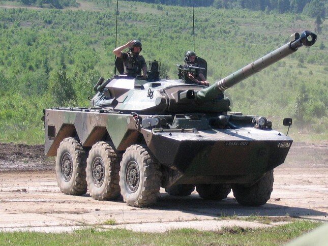 Pháp chuyển giao xe tăng AMX-10RC cho Ukraine?