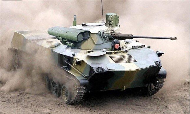 Ukraine sử dụng UAV để phá hủy ‘xe tăng bay’ BMD-2 của Nga