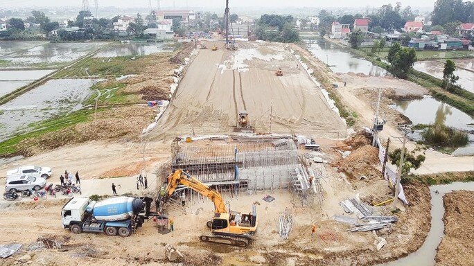 Bộ trưởng Nguyễn Văn Thể: Phải điều chuyển, cắt hợp đồng các nhà thầu yếu kém