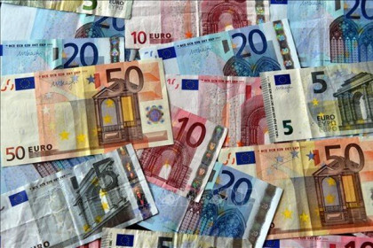 EU và Anh hỗ trợ gần 230 tỷ USD cho các doanh nghiệp bị ảnh hưởng vì dịch COVID-19