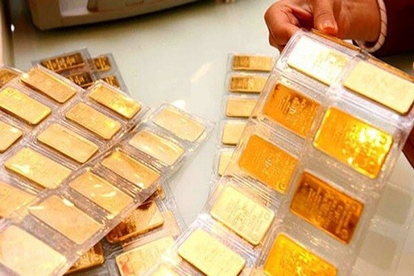 Giá vàng hôm nay 10/9: Tăng tốt, chuyên gia dự báo trái chiều về xu hướng