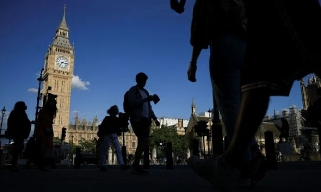 Lạm phát tại Anh bất ngờ suy yếu trong tháng 8
