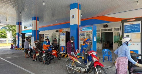Có hay không việc găm hàng, hạn chế bán xăng A95 ở Đà Nẵng?