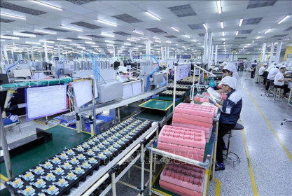 Điều gì giúp Việt Nam có thể thoát khỏi khả năng suy thoái kinh tế?