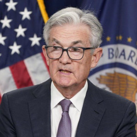Fed dự kiến tăng lãi suất lên “mức cuối cùng” 4,6% năm 2023