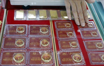 Giá vàng trong nước tăng 50.000 đồng/lượng