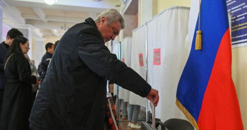 Hé lộ số người tham gia bỏ phiếu sáp nhập Nga tại các vùng ly khai của Ukraine