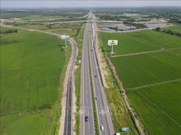 Chưa đồng thuận phương án mở rộng cao tốc TP Hồ Chí Minh - Long Thành