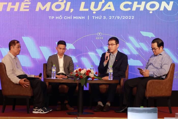 Lợi thế nào cho chứng khoán Việt trước áp lực rủi ro ngoại biên?
