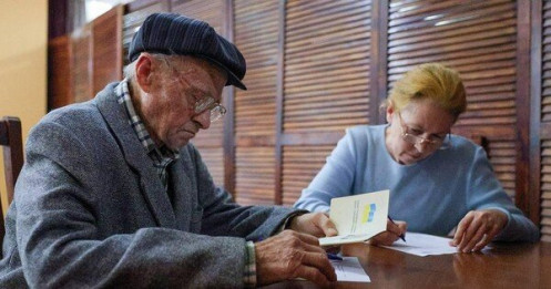 Vùng ly khai Ukraine kiểm phiếu trưng cầu dân ý sáp nhập Nga, số liệu sơ bộ được công bố